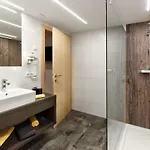 Alpenbluehn Appartement *