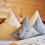 Alpenbluehn Appartement Tschagguns