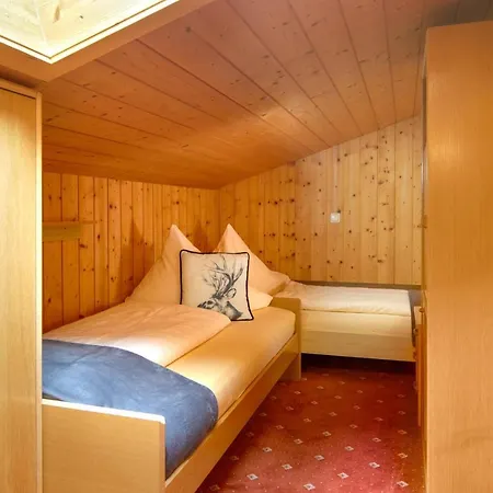 Alpenbluehn Appartement *